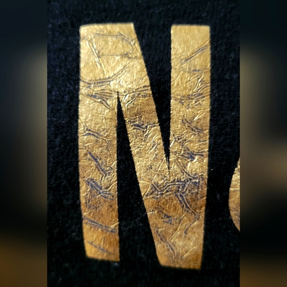 Wildfox Sweatshirt NWOT - Picture 2 of 3